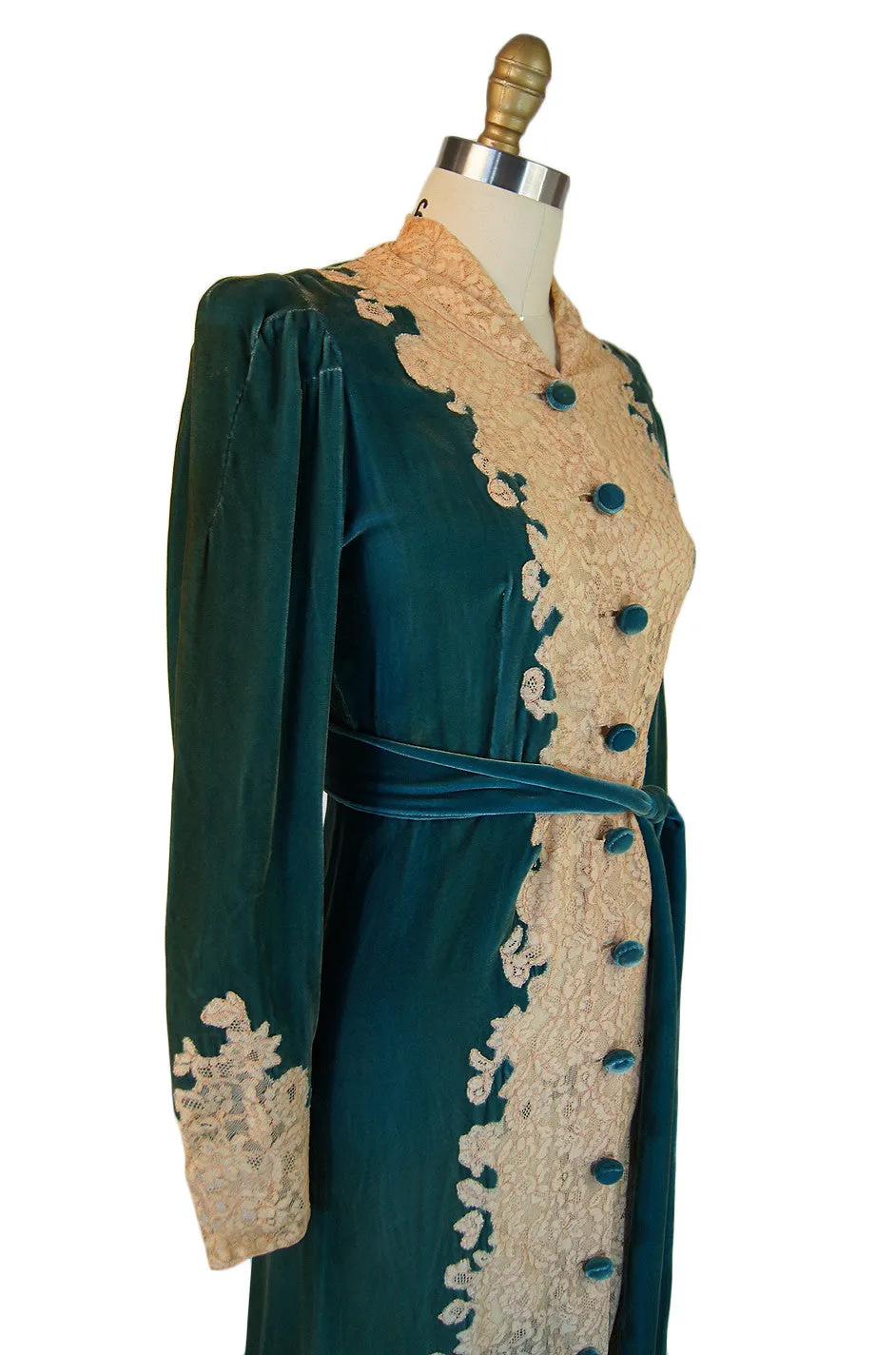 1930s Silk Velvet & Lace Morning Robe