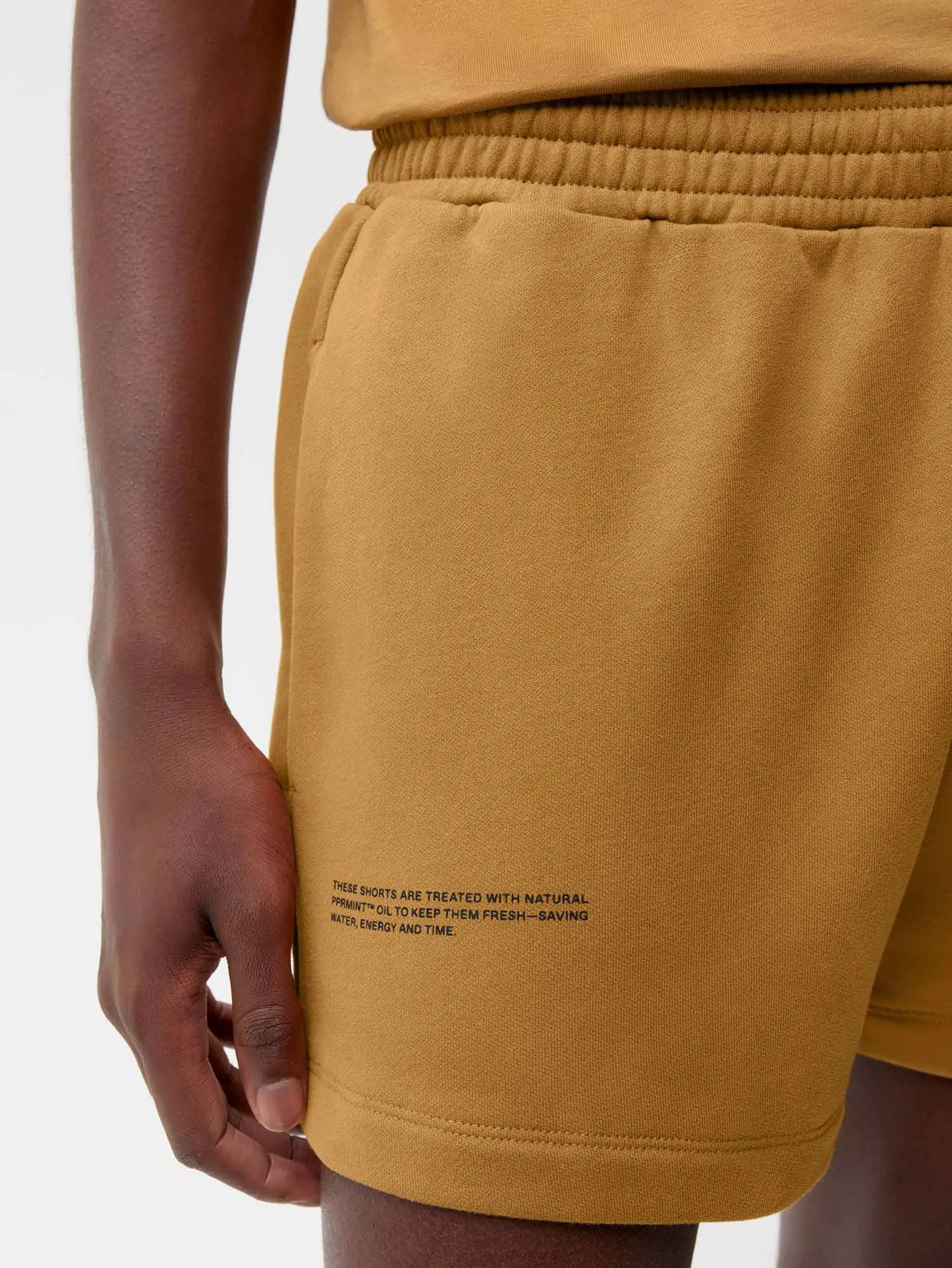 365 Midweight Shorts—copper brown