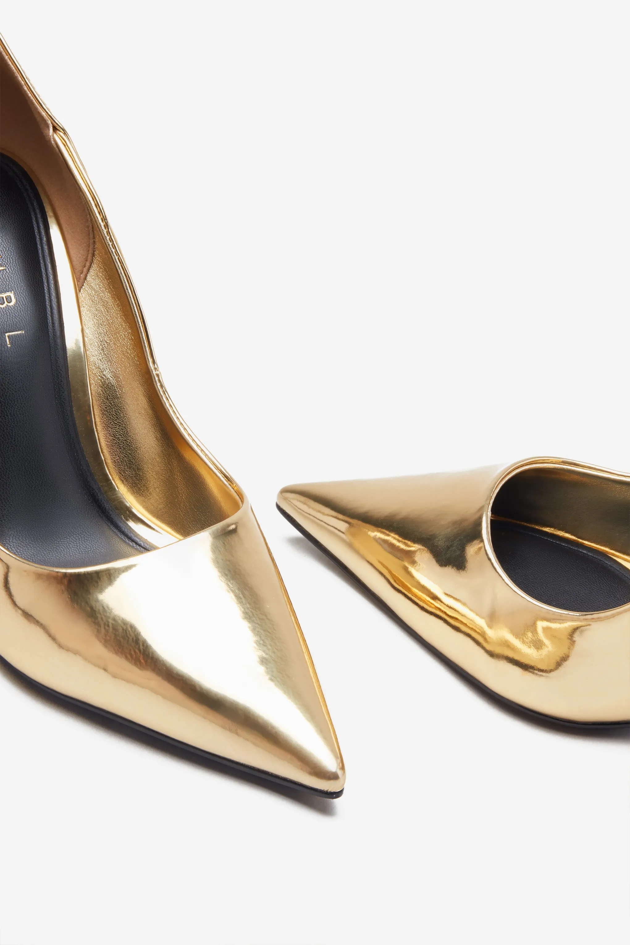 Blade | Gold Metallic Court Heels With Scallop Edge