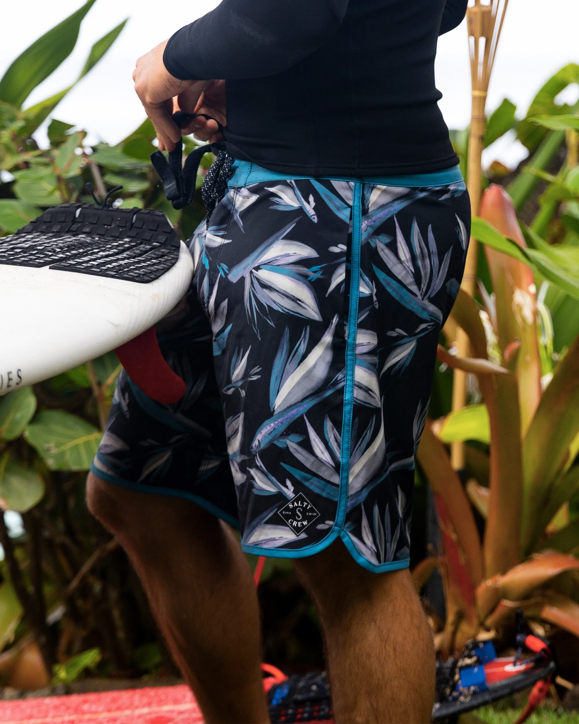 Breaker Black Blue Boardshort