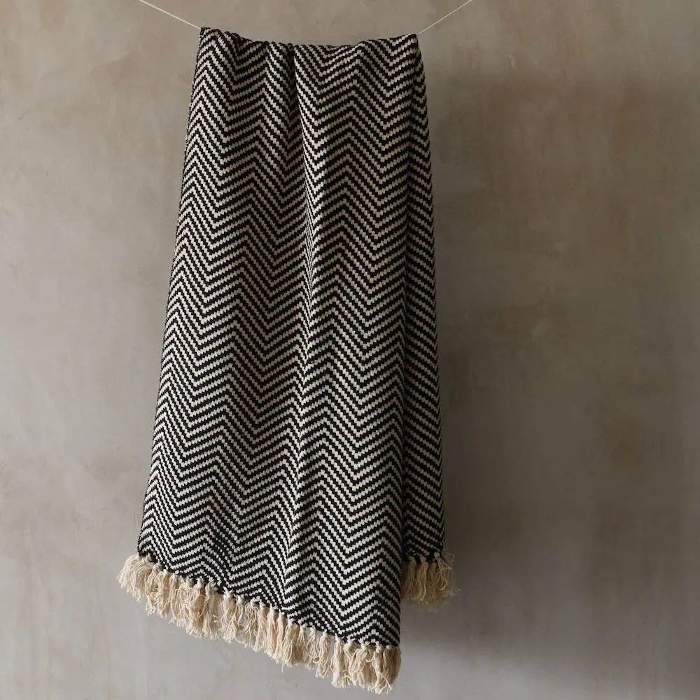 Cara Throw Blanket - Black