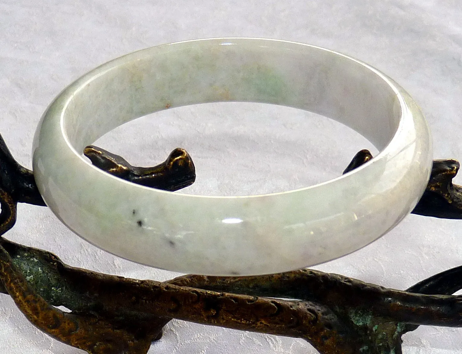 Endlessly Interesting Spiritual White Burmese Jadeite Bangle Bracelet 58mm (BB2923)