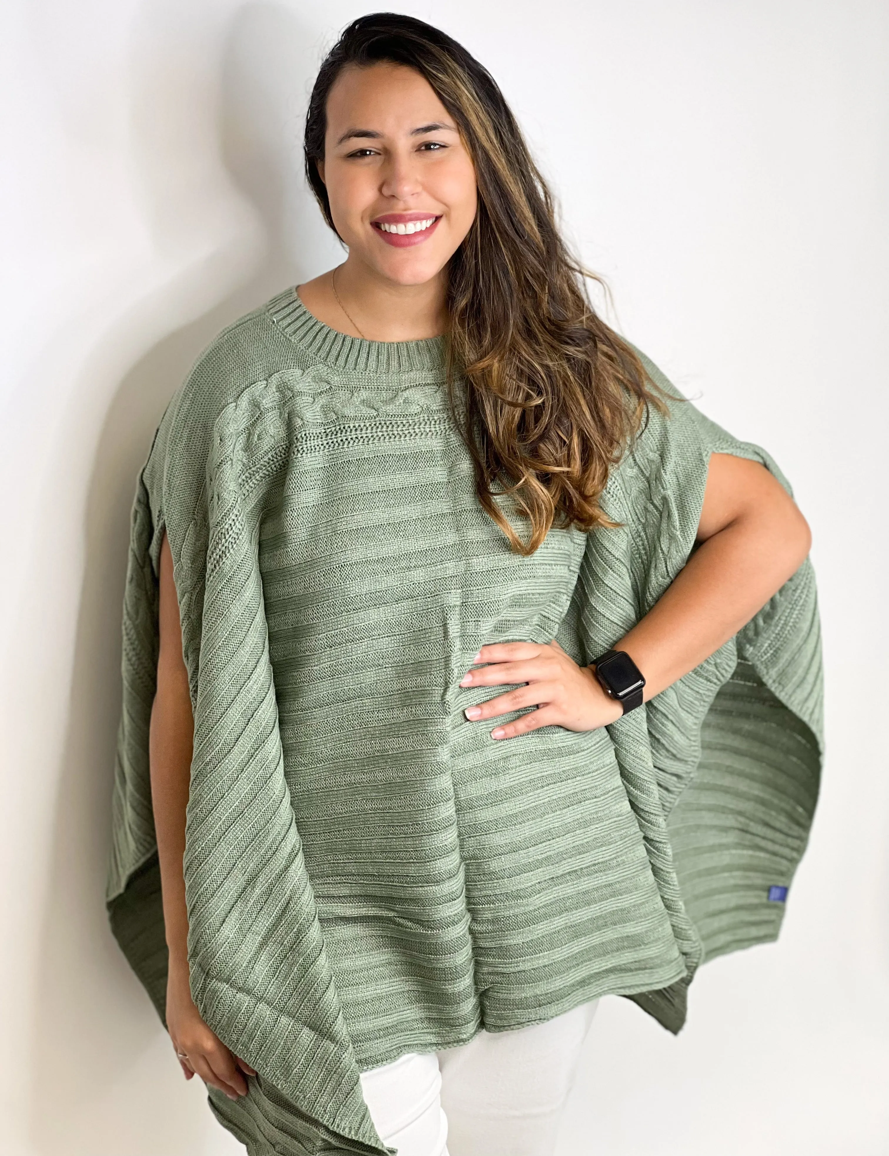 #ET6058 BAYSIDE - CABLE KNIT PONCHO