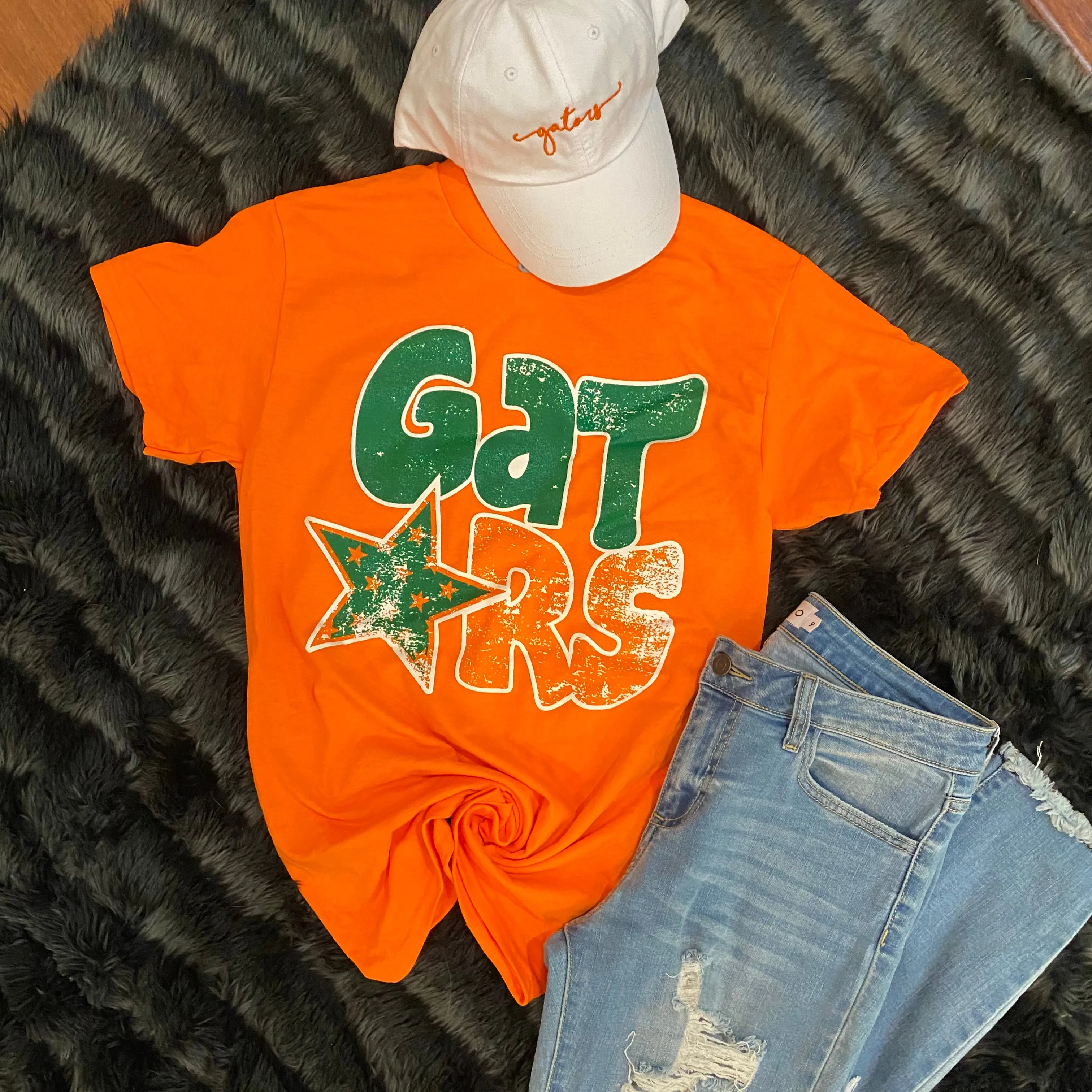 GATORS ORANGE GRAPHIC TEE