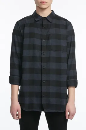 Guys Basic One Pocket Flannel Shirt