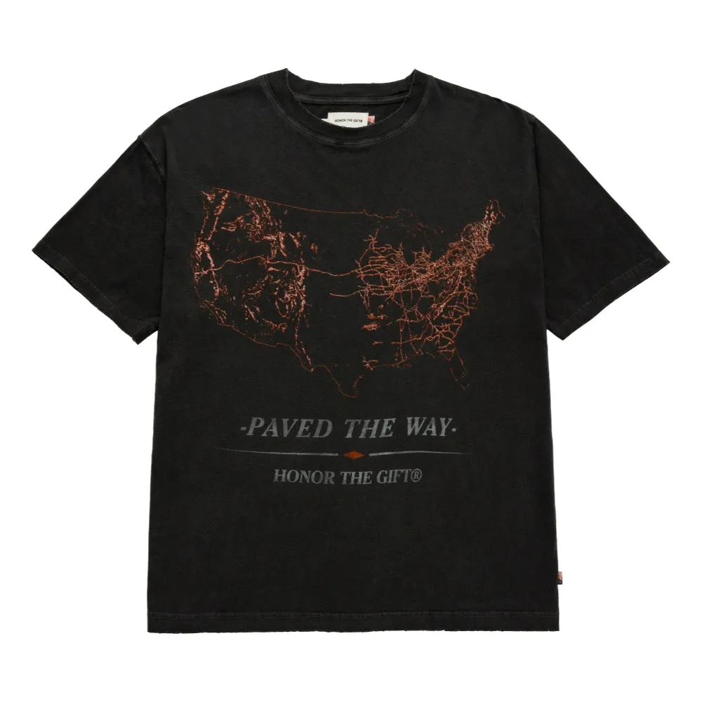 HONOR THE GIFT PAVE THE WAY SS TEE-BLACK