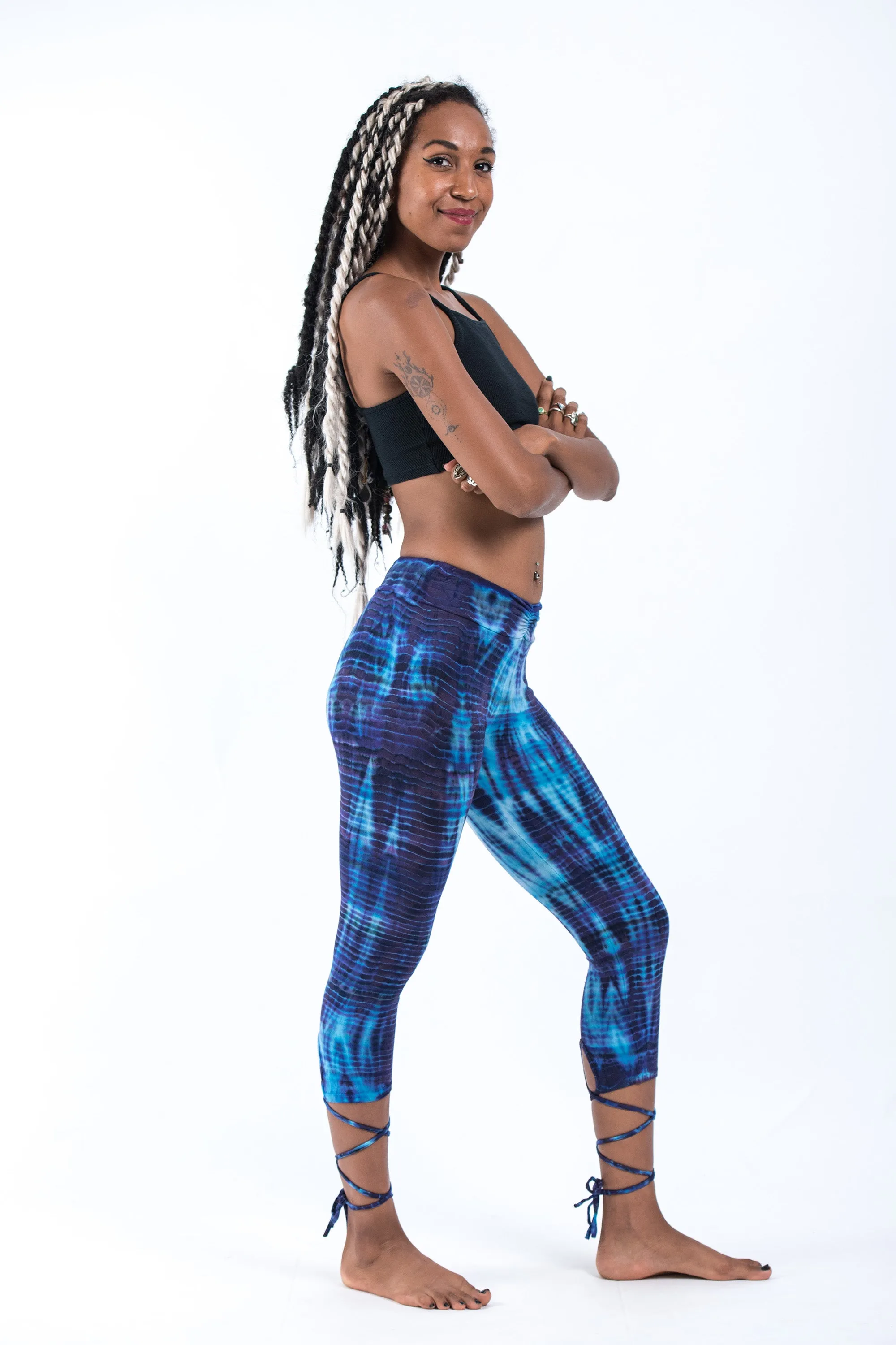 Lightning Stripes Tie Dye Cotton Capri Leggings in Indigo