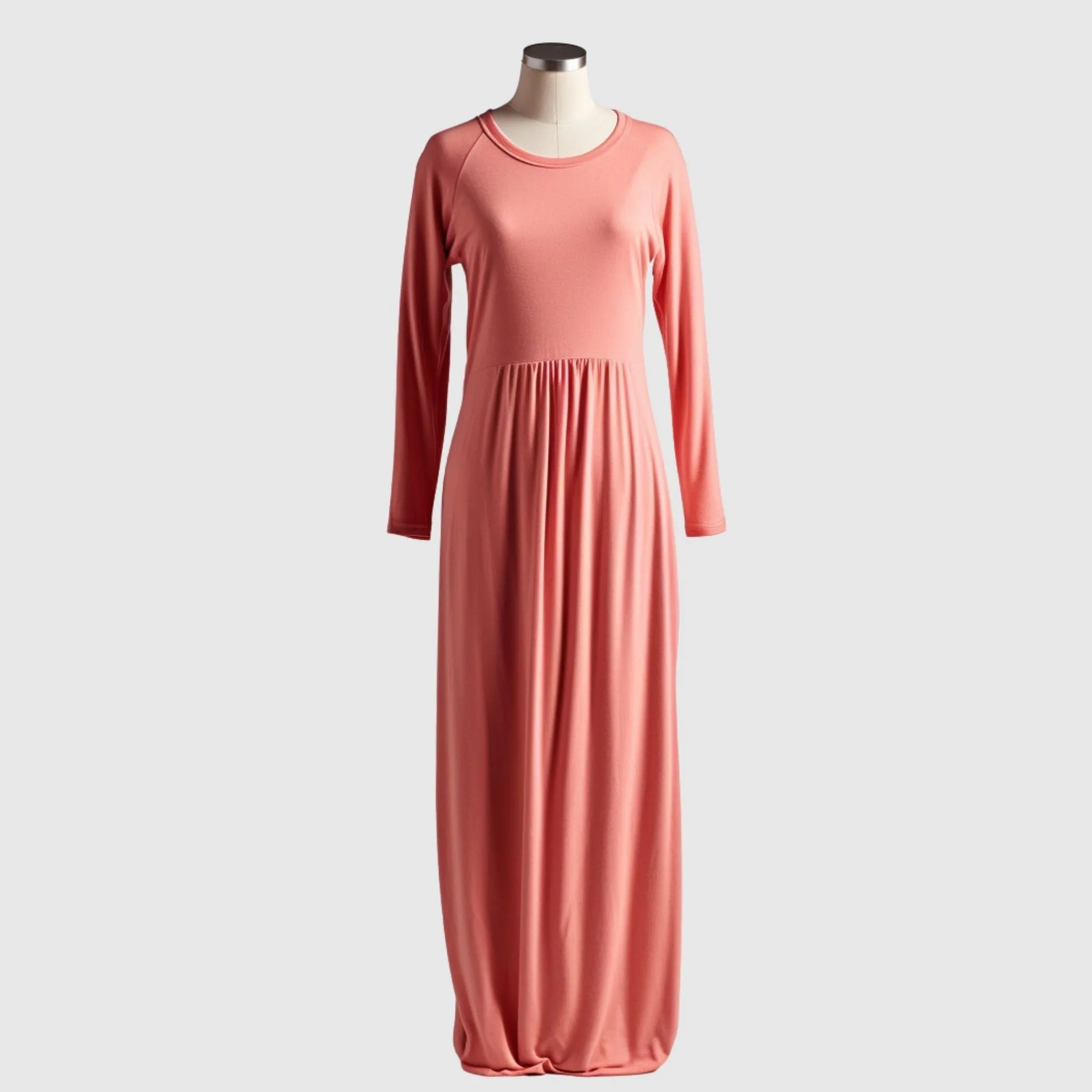 Maxi dress with cinched waist