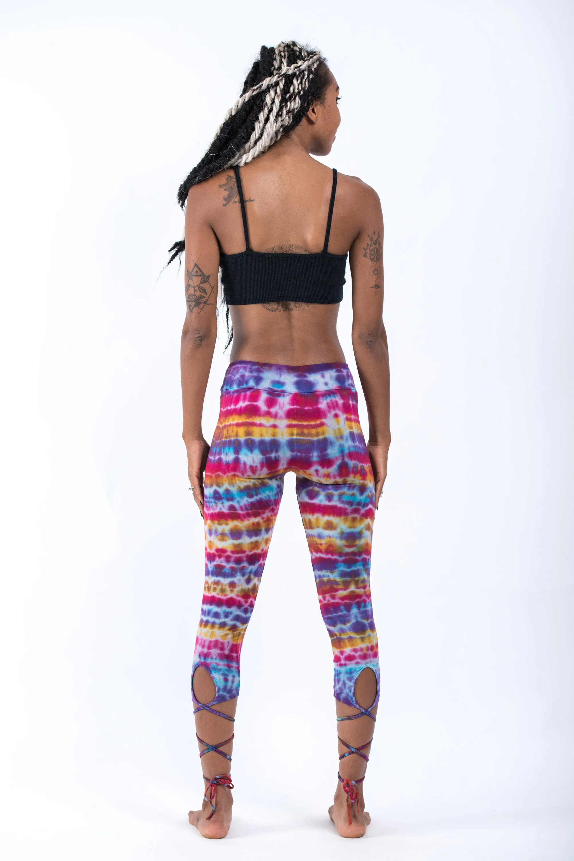 Melting Stripes Tie Dye Cotton Capri Leggings in Sugar Rainbow