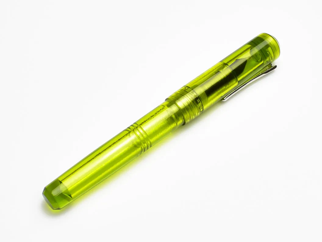 Model 31 Omnis Fountain Pen - Olivae SE