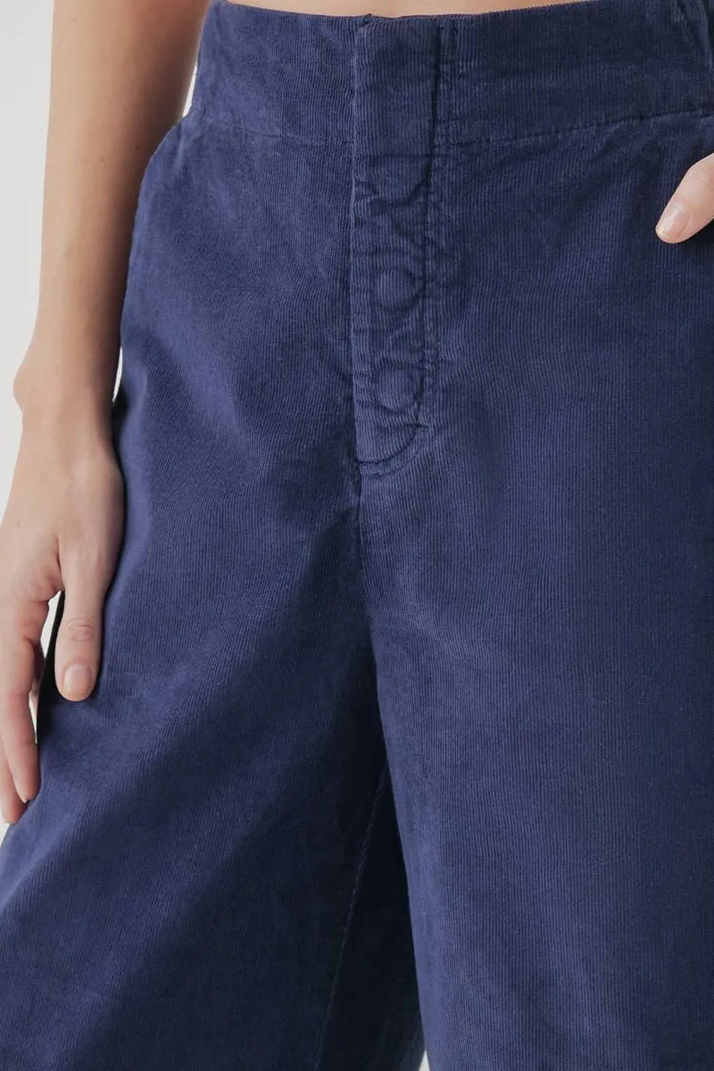 Modern Corduroy Wide Leg Pant