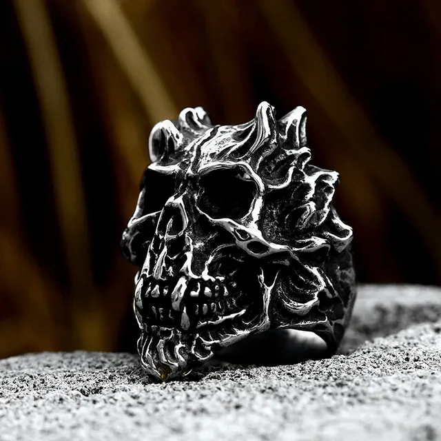 Noble Skull Ring