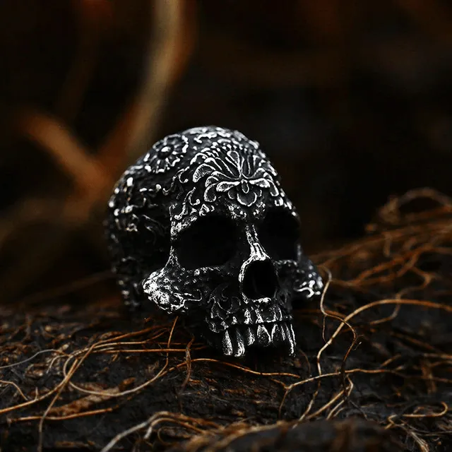 Noble Skull Ring