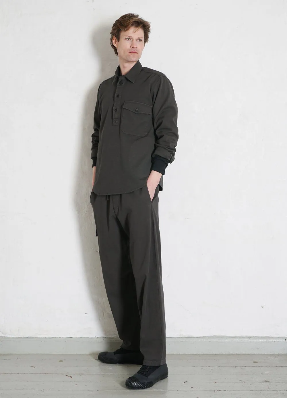 ROBERT | Casual Pull-on Shirt | Dark Forest